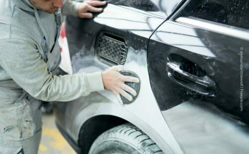 Métiers de la mobilité et de la maintenance des matériels : carrossier automobile (CAP un ou deux ans)