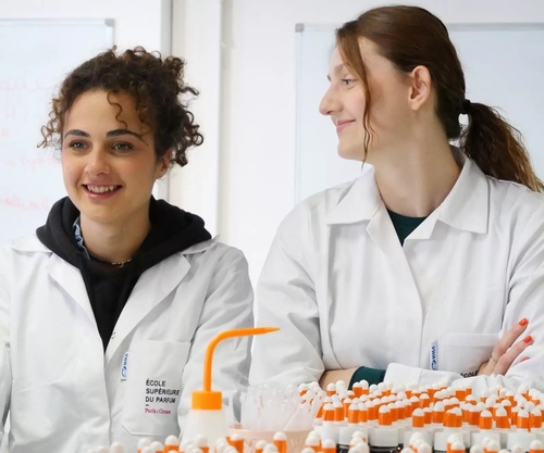 Marketing des Parfums & produits cosmétiques en 2 ans