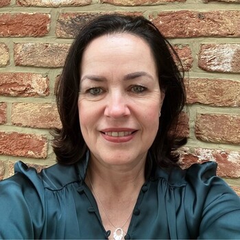 Louise Hatch