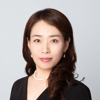 Alina WANG