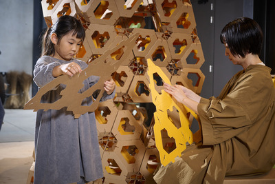 COLLECTIVE PAPER AESTHETIC