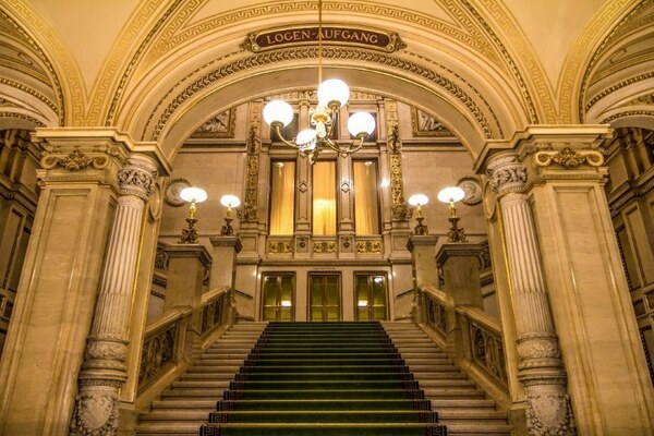 Breakout Session - Offsite Experience: Succession Planning at the Top