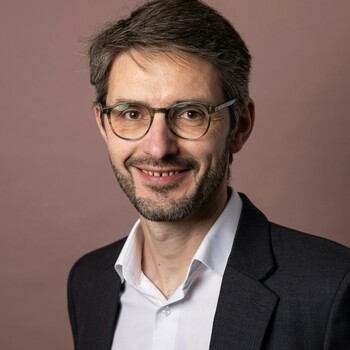 Nicolas LACKER STUHL