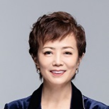 Ms. Stella LI