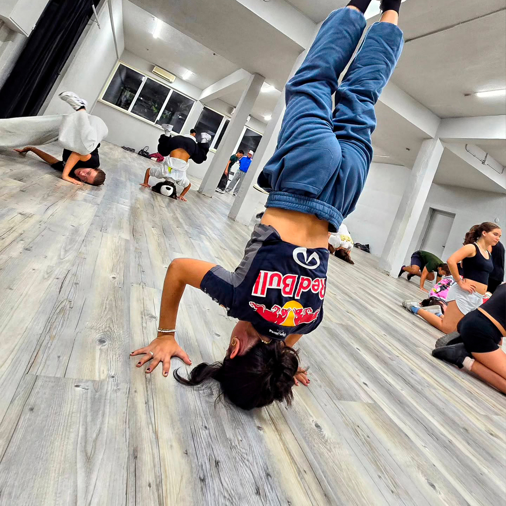 Sol vinyle auto-adhésif