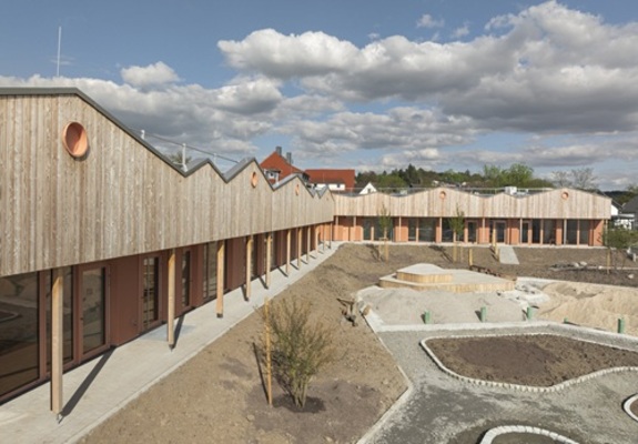 Referenzprojekt | Kita Neckarbischofsheim - Ressourcenschonende Holz-Hybrid-Modulbauweise