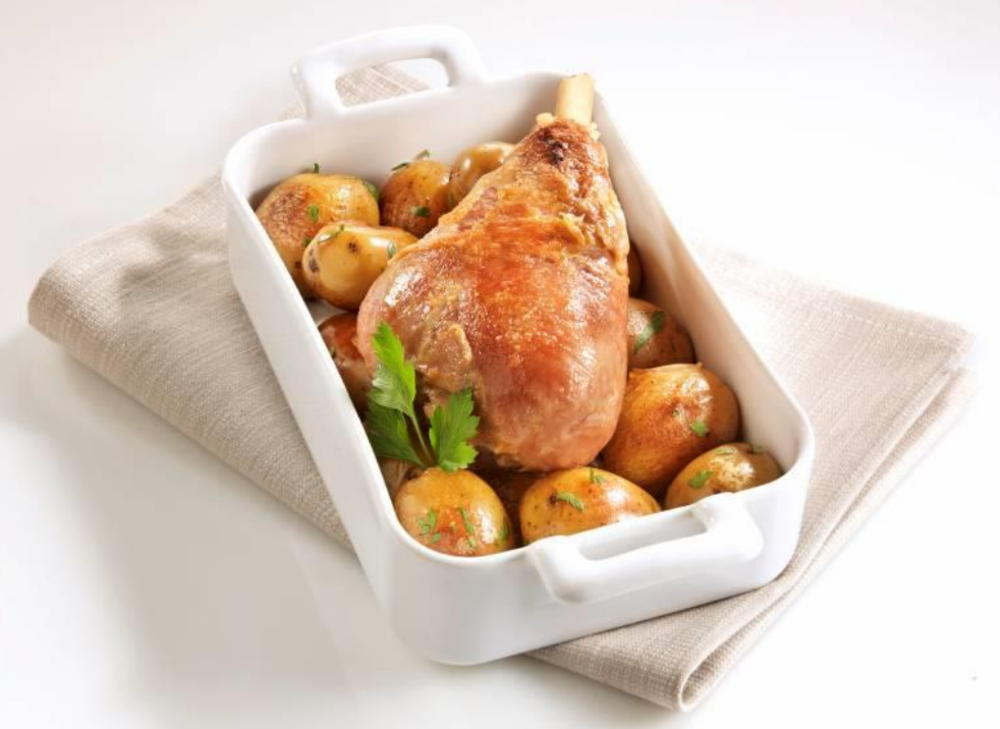 Jambonnette de dinde confite à la graisse de canard.