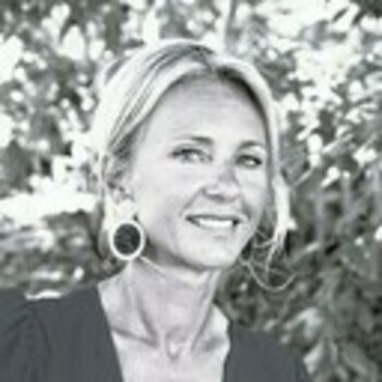 Séverine FLOTTES DE POUZOLS