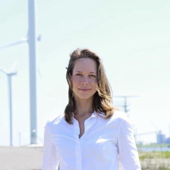Bineke Posthumus