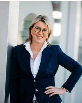 Angelika DUCKENFIELD