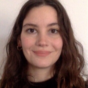 JULIA AUBERT