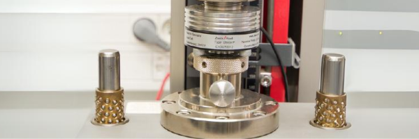 METROPACK OBTIENT L’AGRÉMENT POUR TESTER DES EMBALLAGES DESTINÉS AU TRANSPORT DE MATIÈRES DANGEREUSES