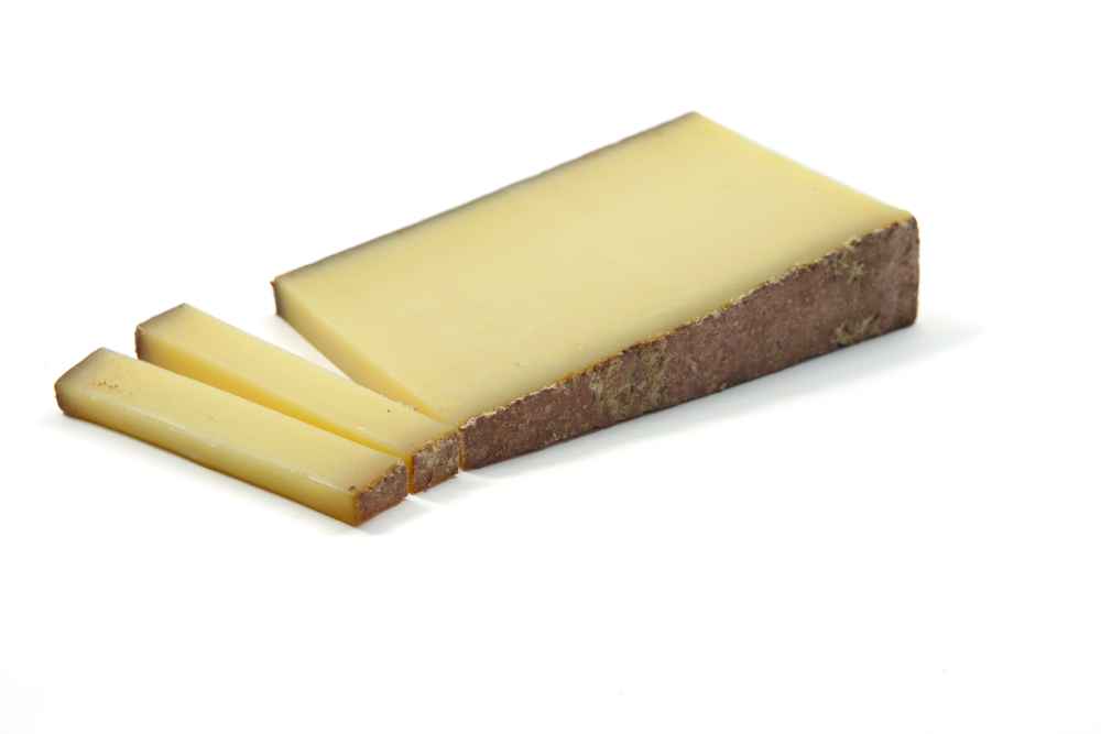 Ref. 139063 Comté au lait cru AOP affiné 8 mois 34% MG 500G env.